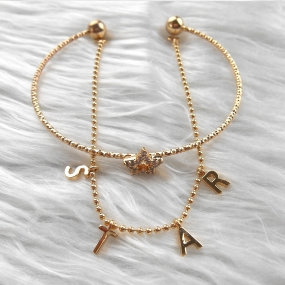 🆕️ Gold Star Bracelet - Picture 3 of 4